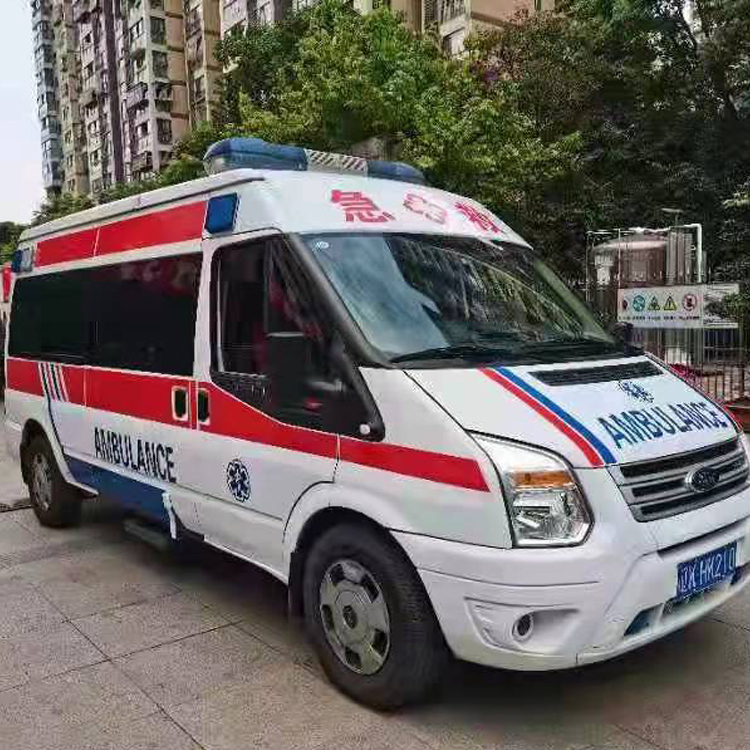 五寨长途救护车护送病人返乡